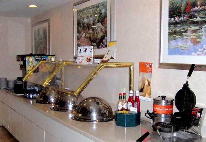 Courtyard By Marriott Bentonville Restaurant foto